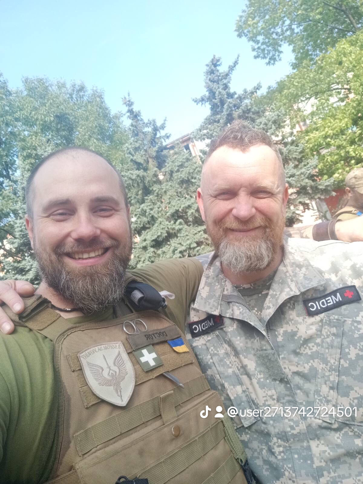 Дмитро Колеснік, Віртуальна алея памʼяті, Герої України