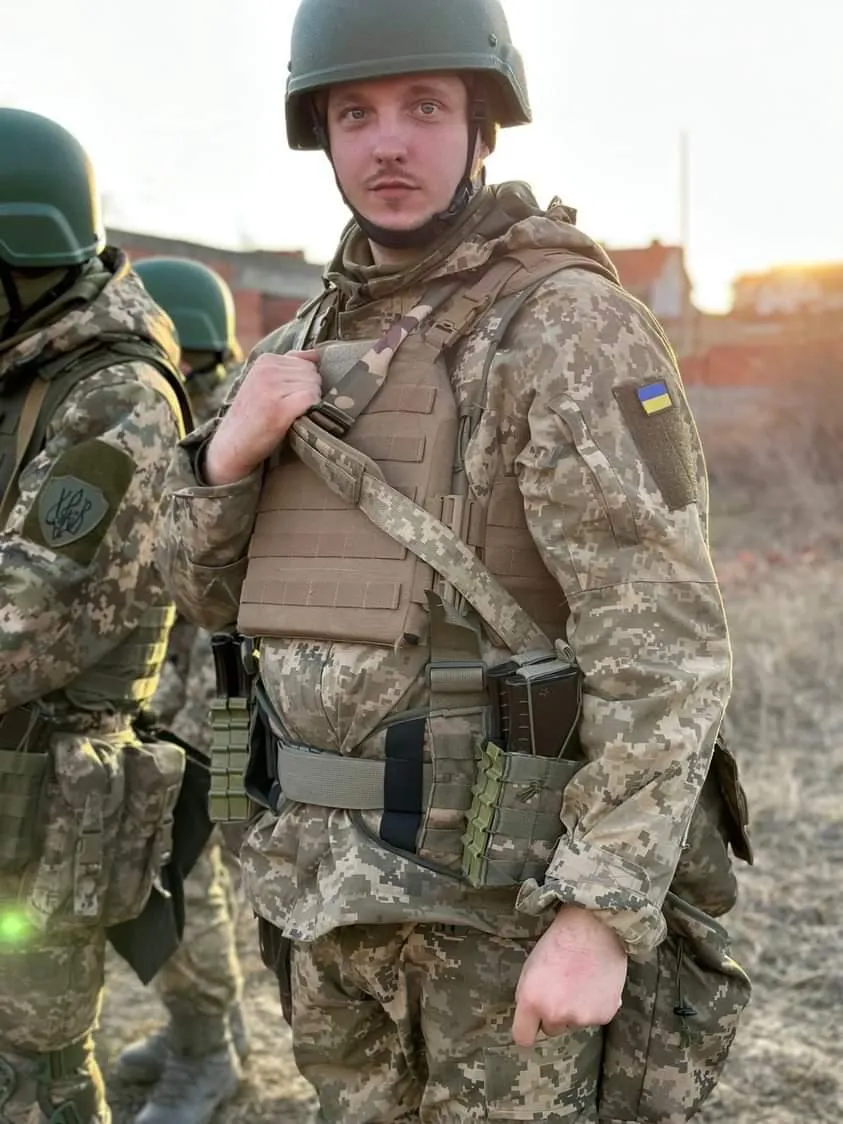 Михайло  Задніпряний , Віртуальна алея памʼяті, Герої України